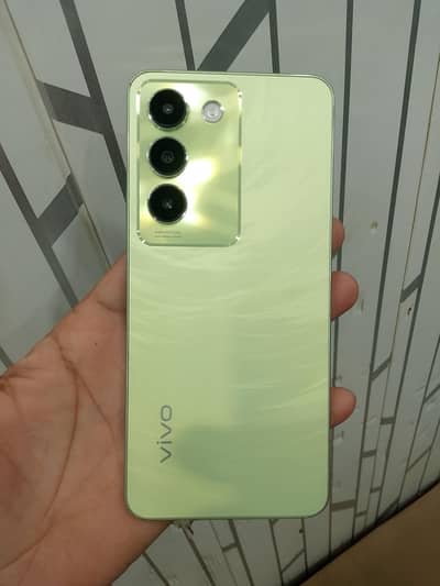Vivo Y100