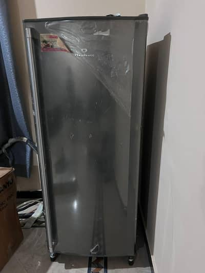 vertical Deep Freezer with 7 boxes