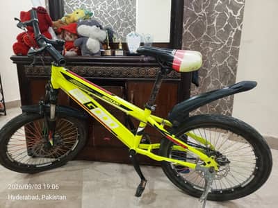 BICYCLE, DRESSING TABLE,DIVIDER CABINET