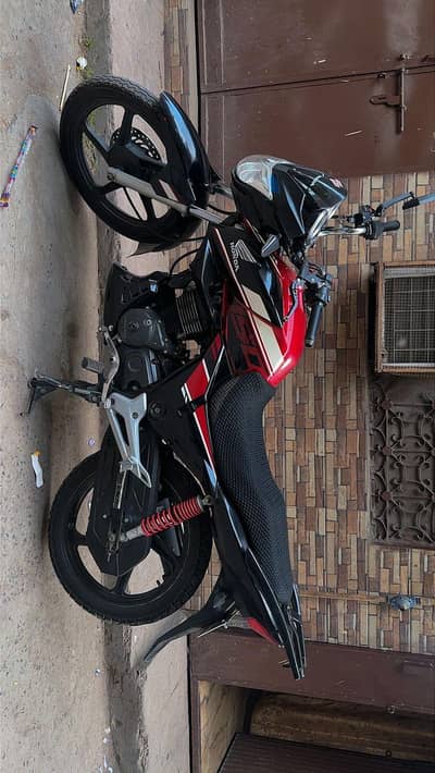 Honda cb 150f