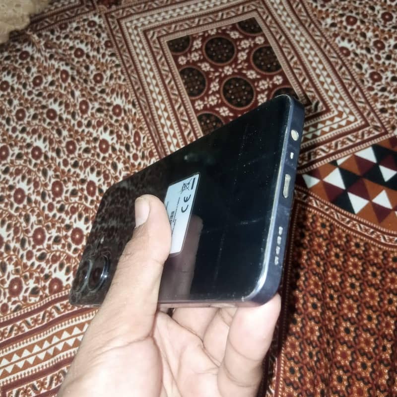 Realme Note 60 1