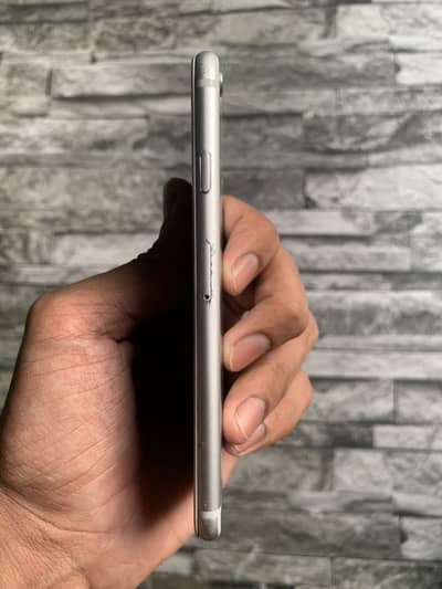 Apple iPhone 6S