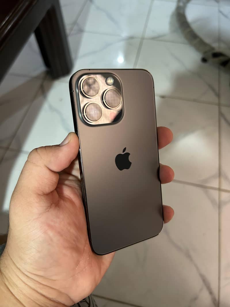 Apple iPhone 13 Pro 0