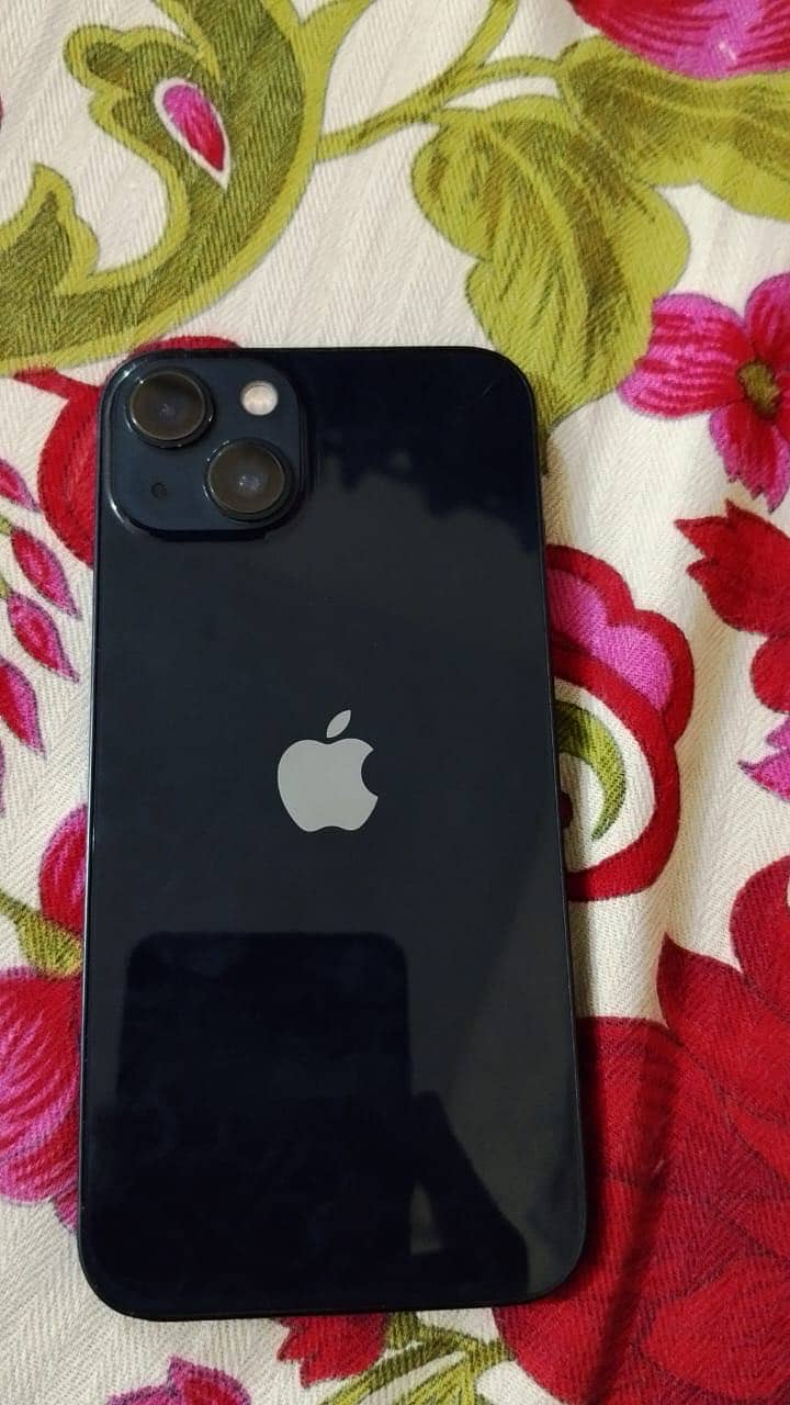 Apple iPhone 13 1