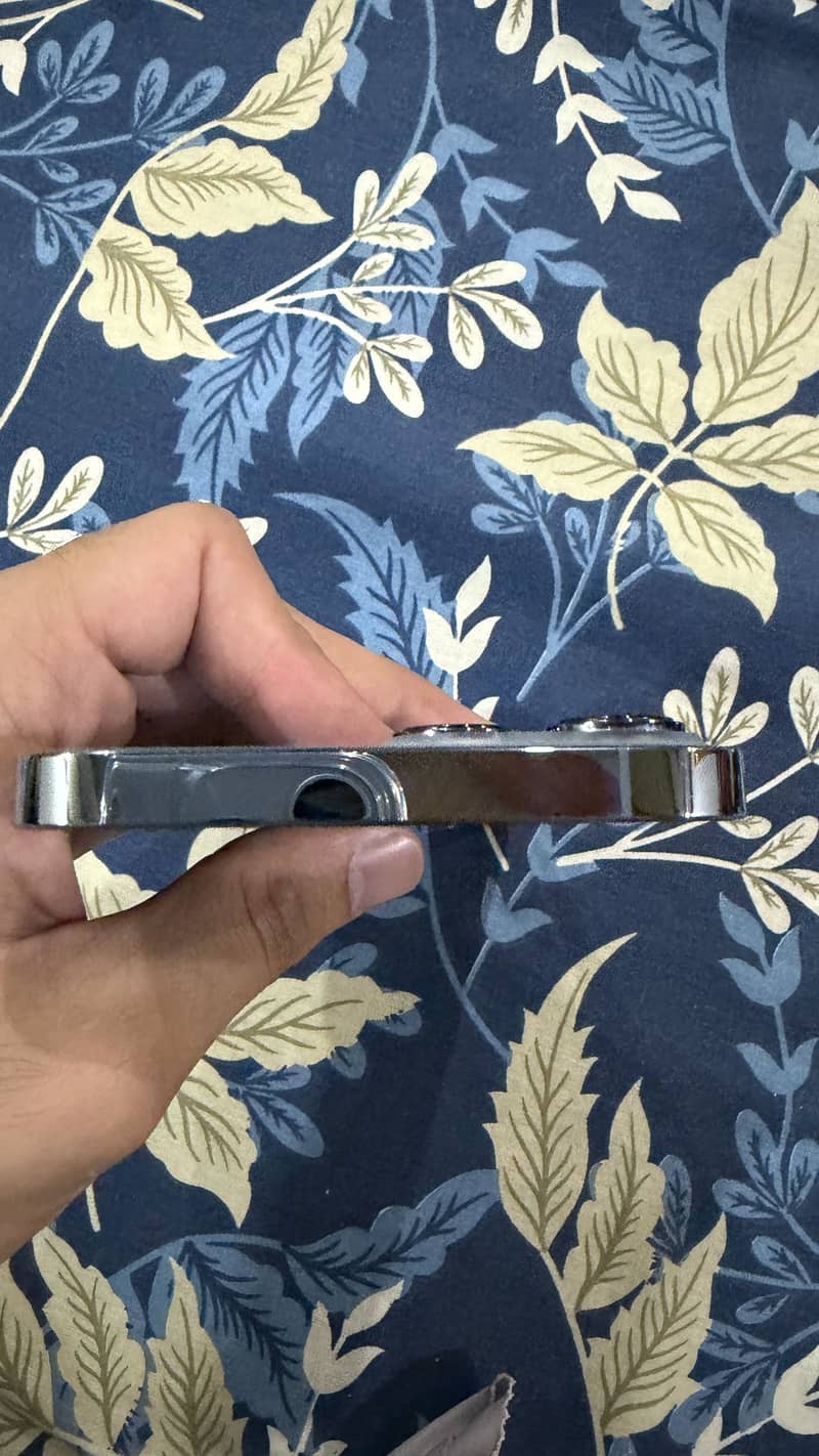 Apple iPhone 13 Pro Max 6