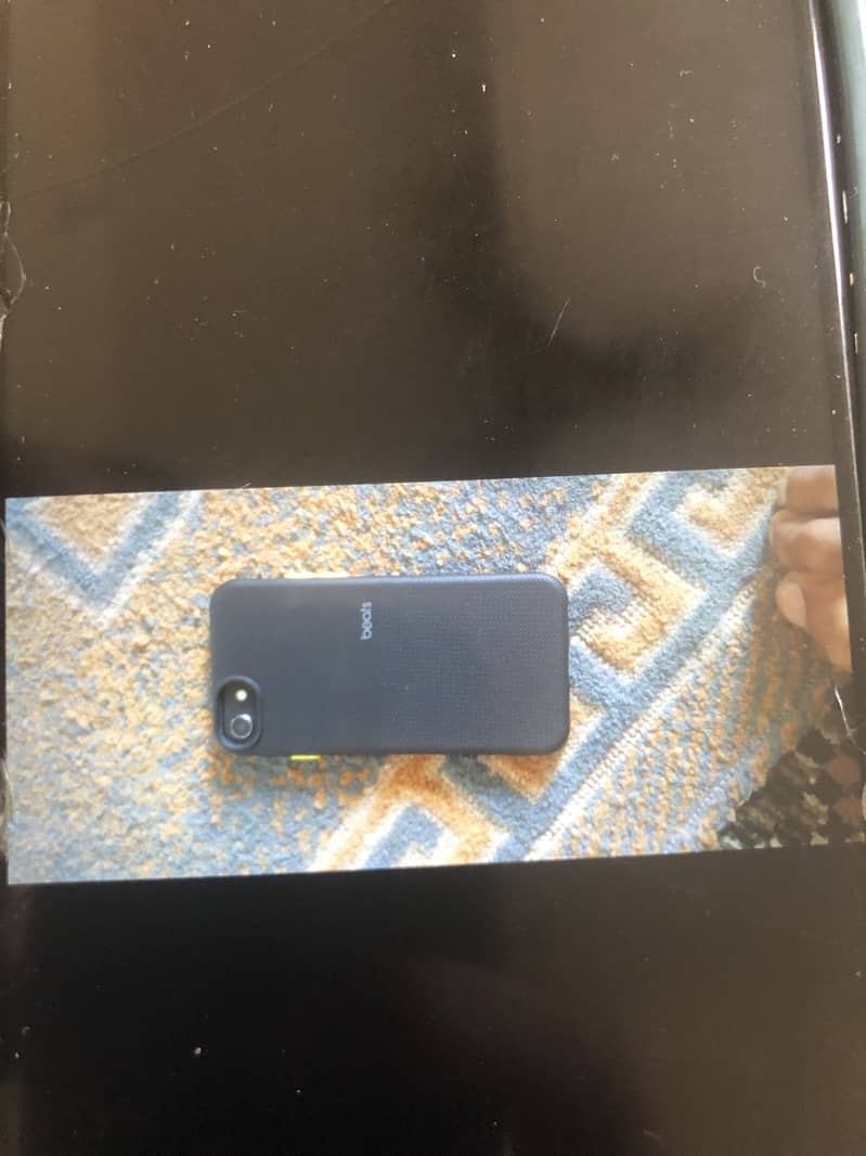 Apple iPhone 8 4