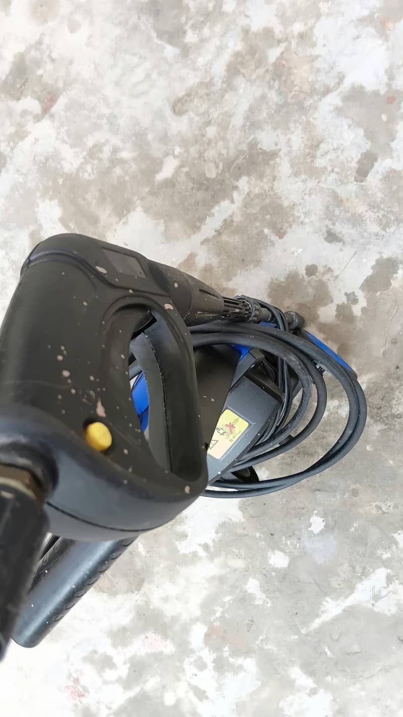 pressure washer 1