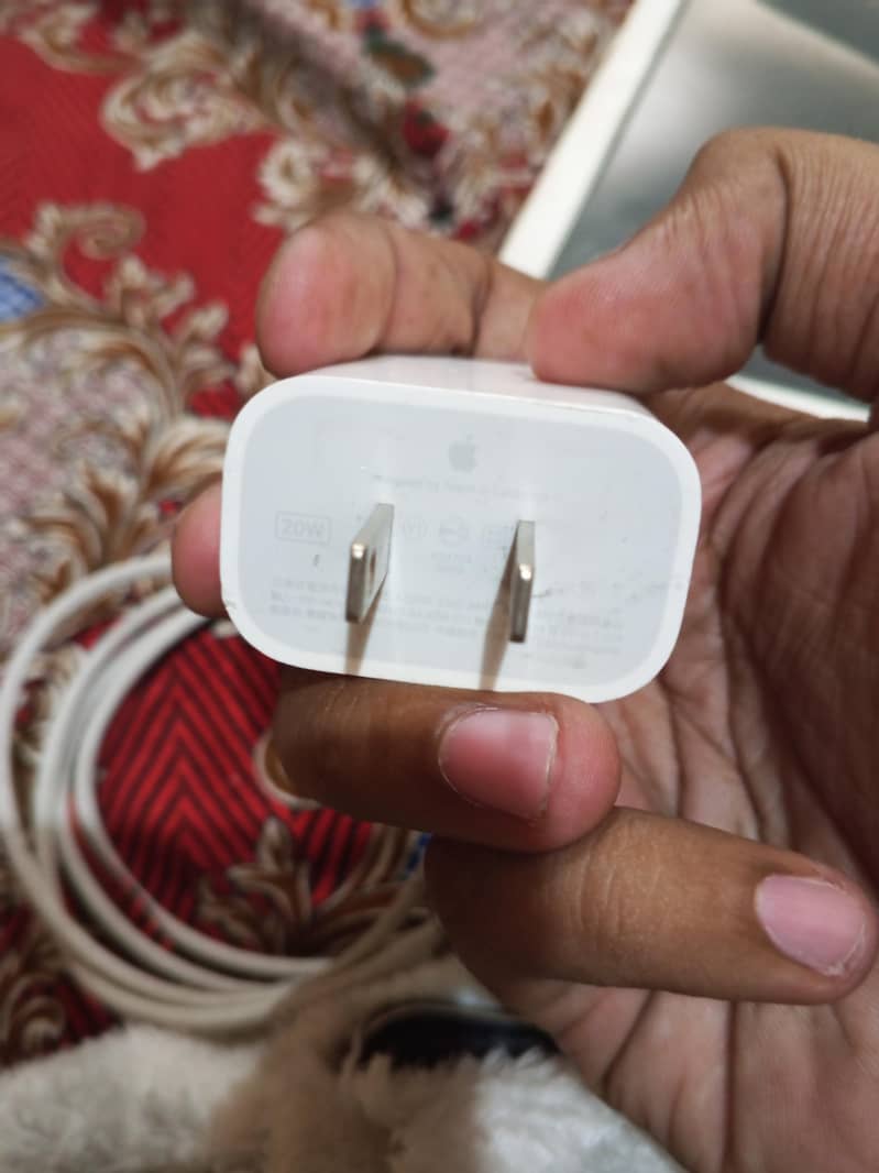 Apple iPhone 15 Pro Max 2