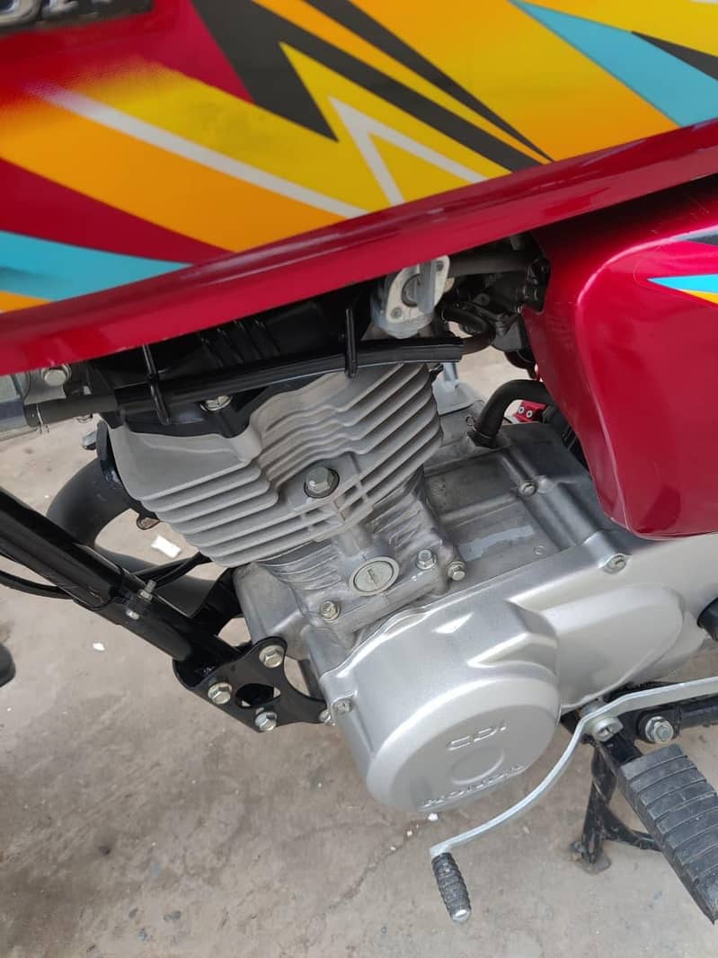 Honda 125 new condition 6