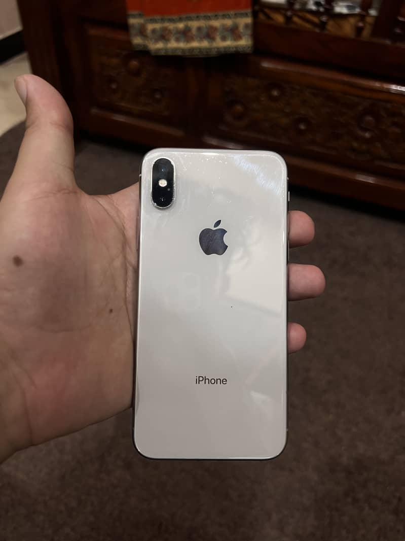 Apple iPhone X 5