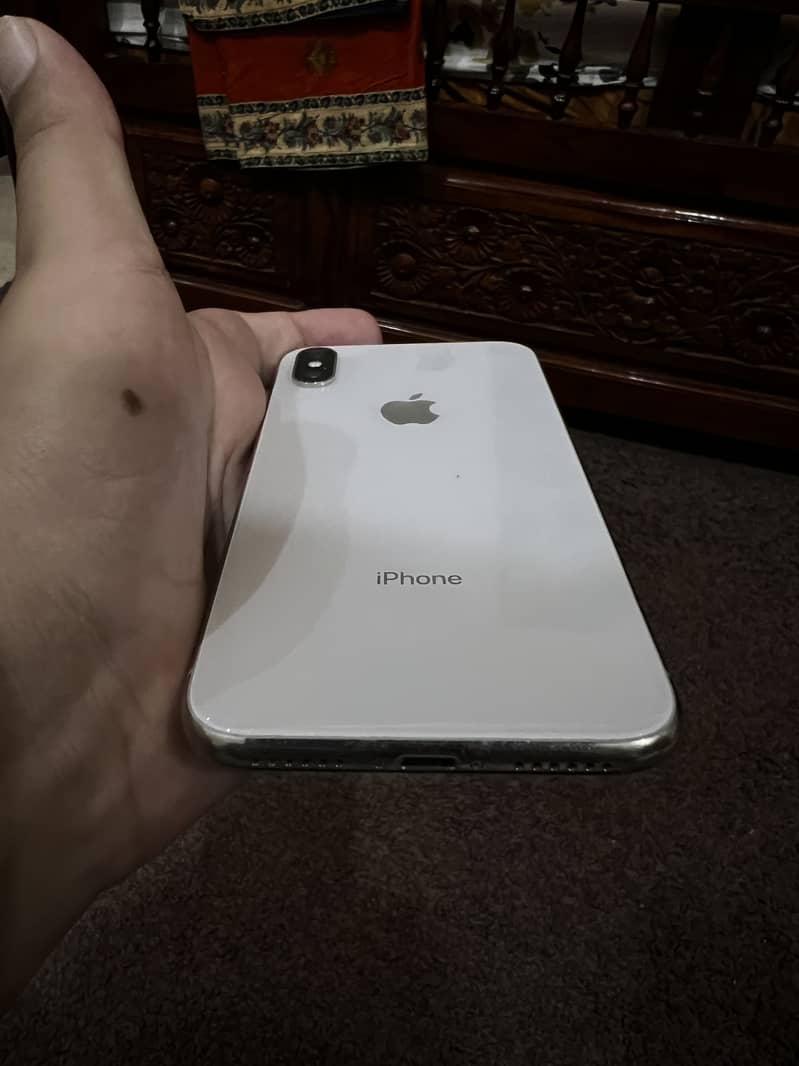 Apple iPhone X 6