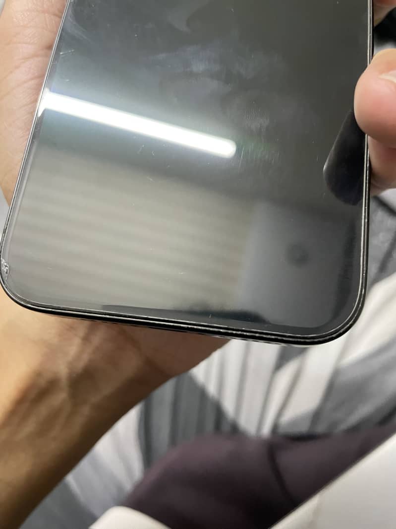 Apple iPhone 15 Pro Max 6