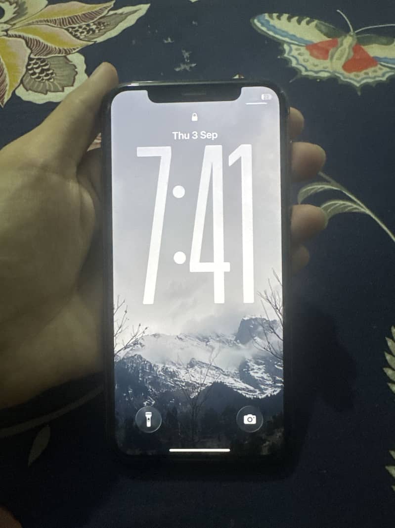 Apple iPhone 11 Pro 1