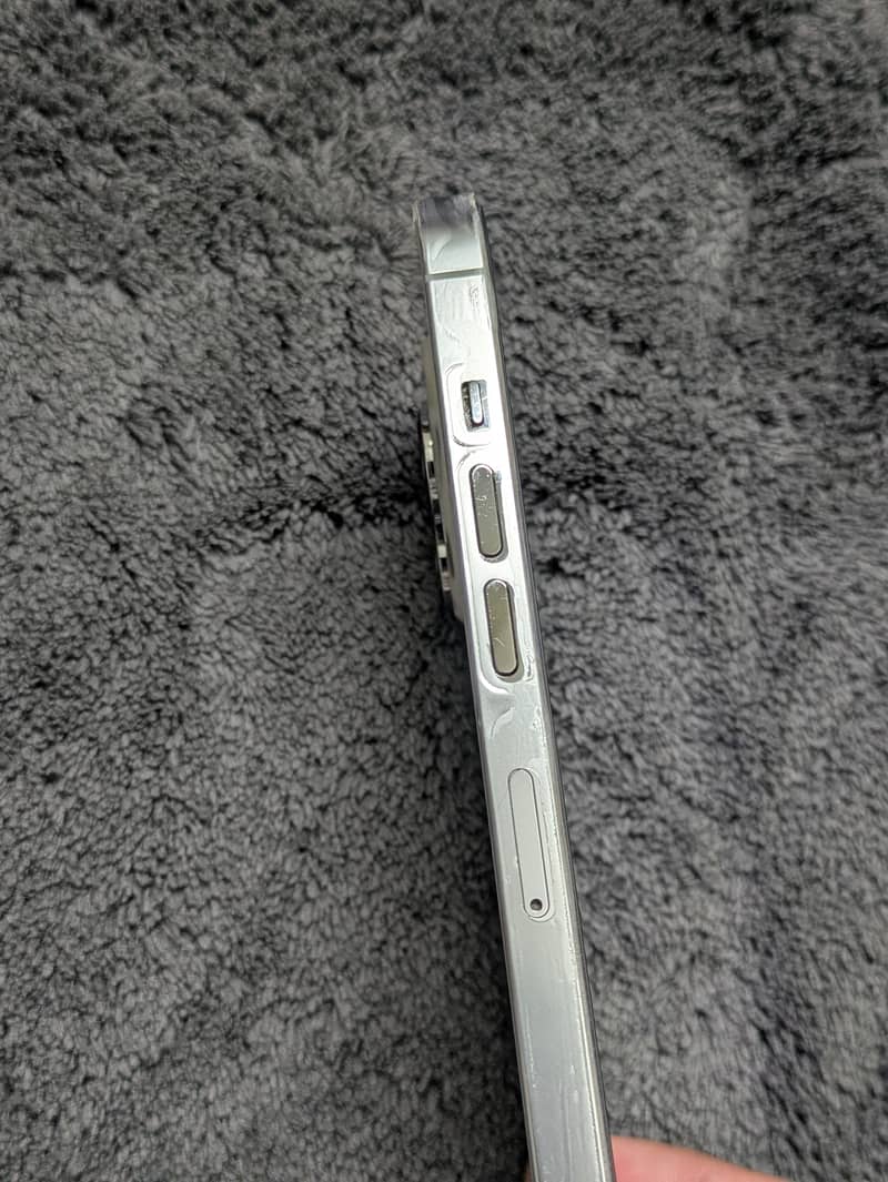 Apple iPhone 13 Pro 5