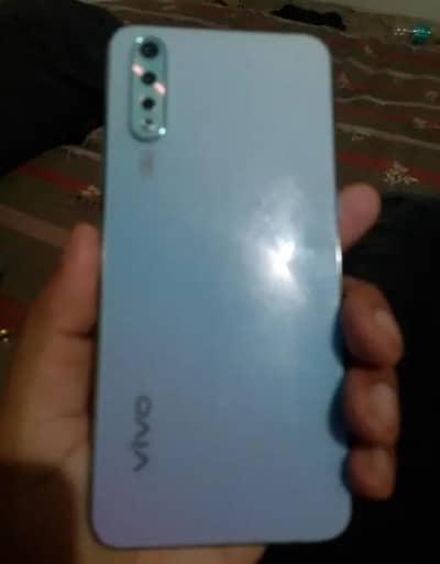 Vivo S1