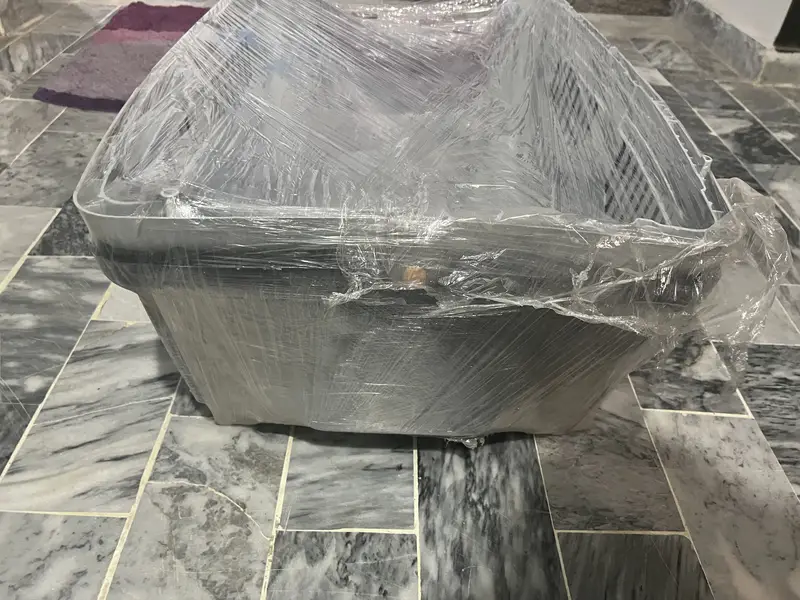 Pet cargo carrier imported — photo 4