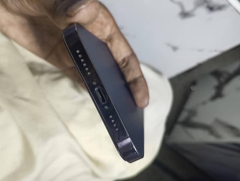 Apple iPhone 14 Pro Max 2