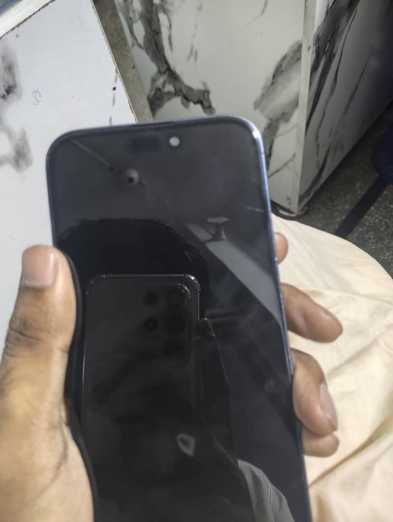 Apple iPhone 14 Pro Max 3