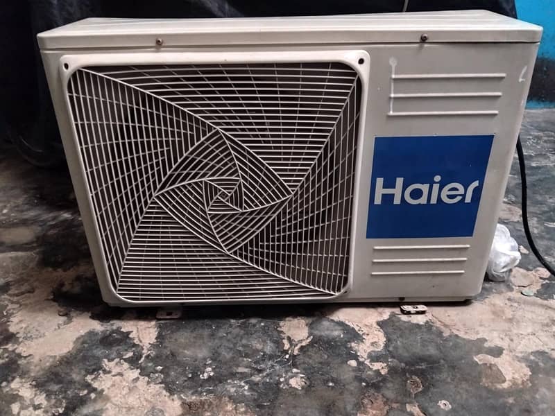 Haier split Ac 1 ton 7
