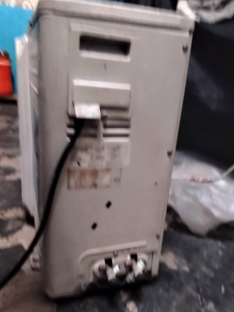 Haier split Ac 1 ton 8