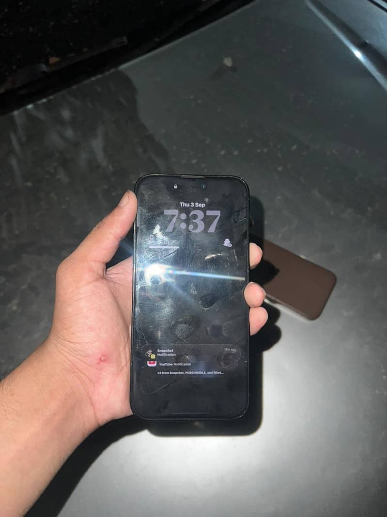 Apple iPhone 14 Pro Max 1