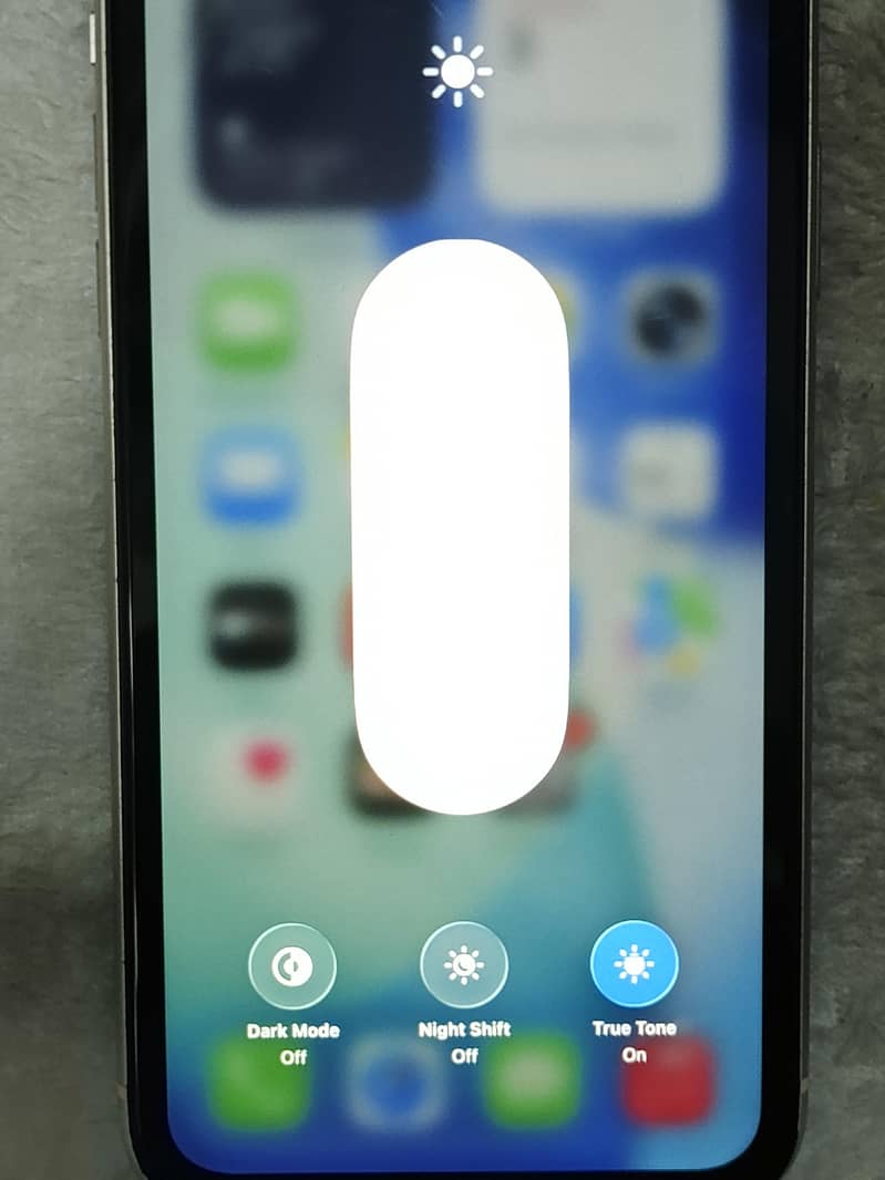 Apple iPhone 11 3