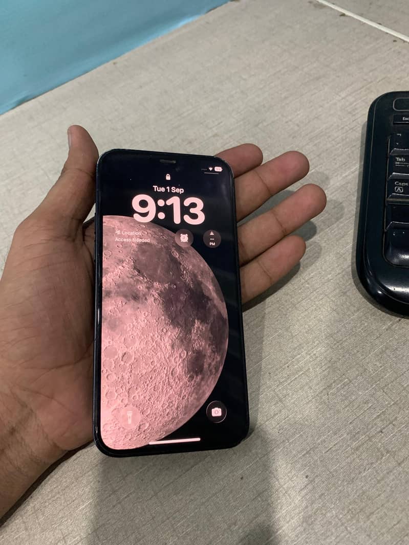 Apple iPhone 12 5