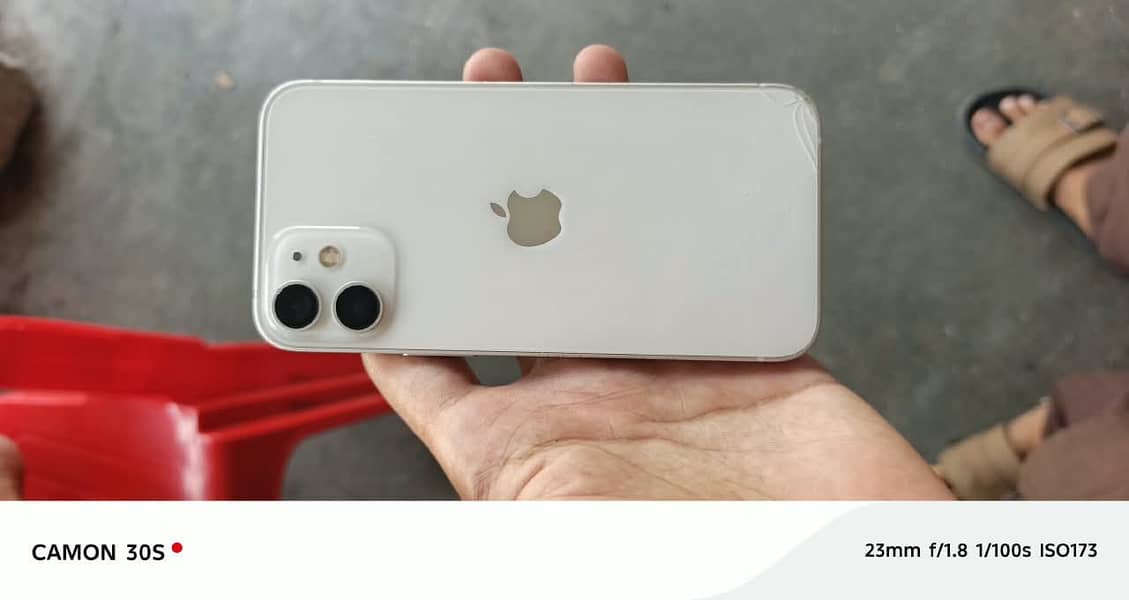 Apple iPhone 12 mini 3