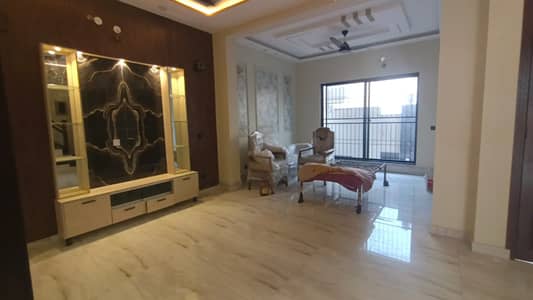 BREAND NEW HOUSE IN UNION LIVING FOR SALE