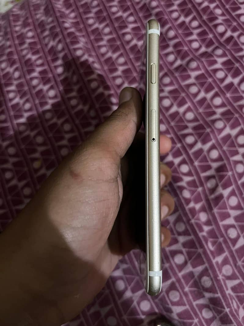 Apple iPhone 6 2