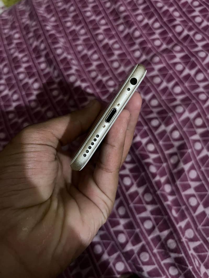 Apple iPhone 6 4