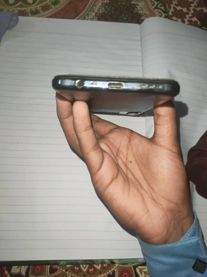Tecno Camon 18P 3