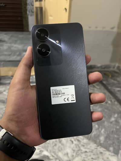Realme note 60