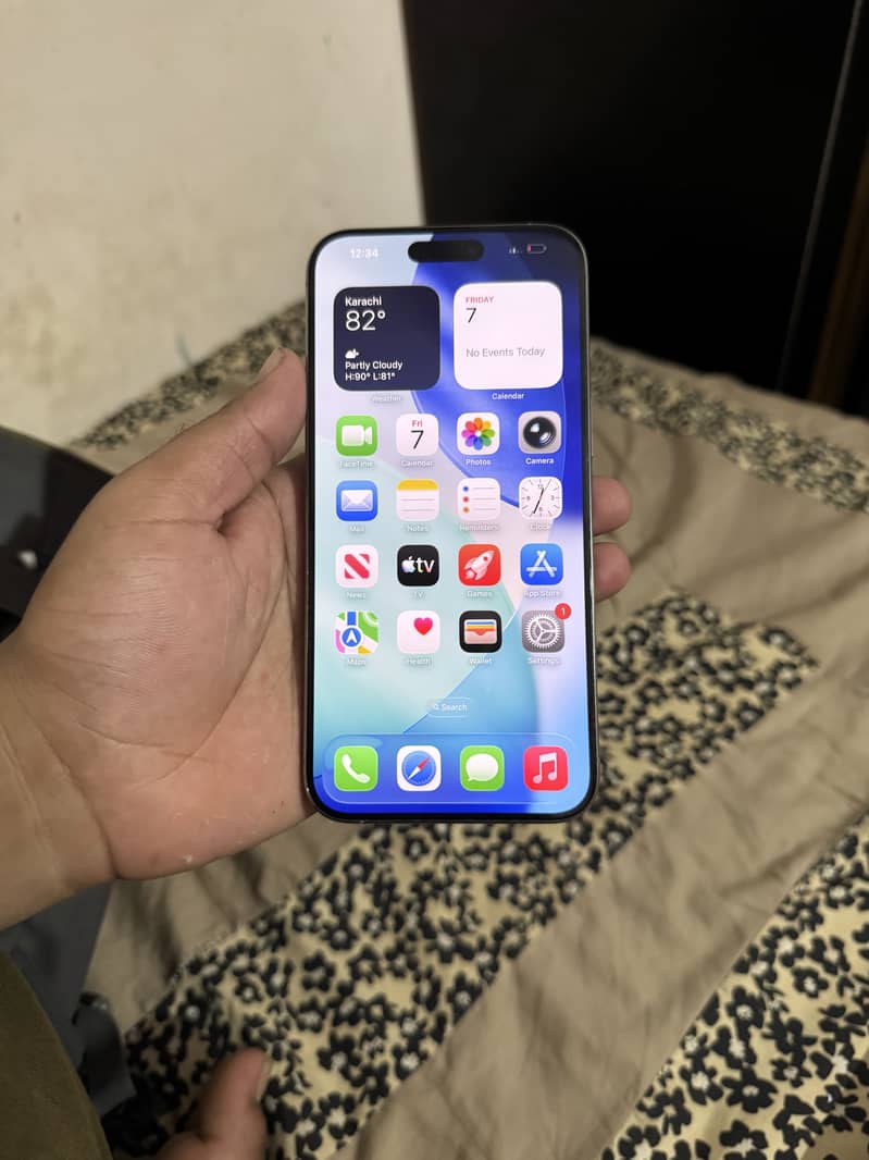 Apple iPhone 15 Pro Max 7