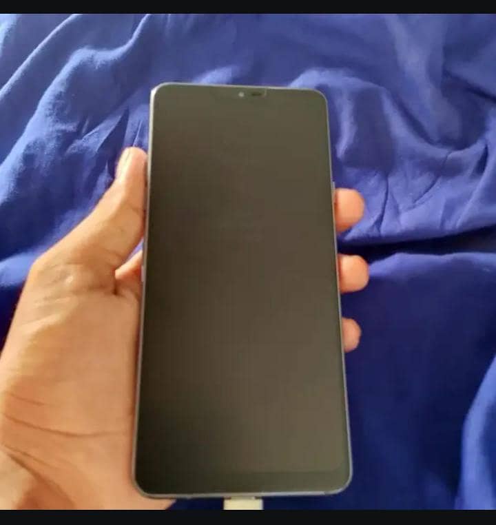 LG G7 ThinQ 5