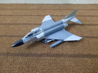 1/72 scale aircraft model F-4 phantom