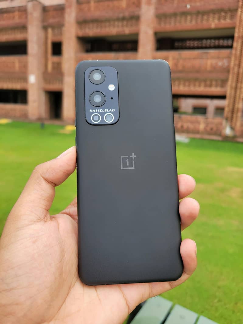 OnePlus 9 Pro (8/128) 1