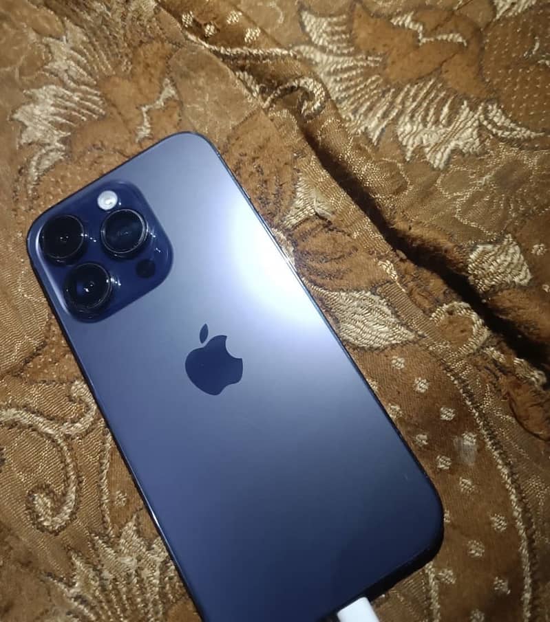 Apple iPhone 14 Pro 2