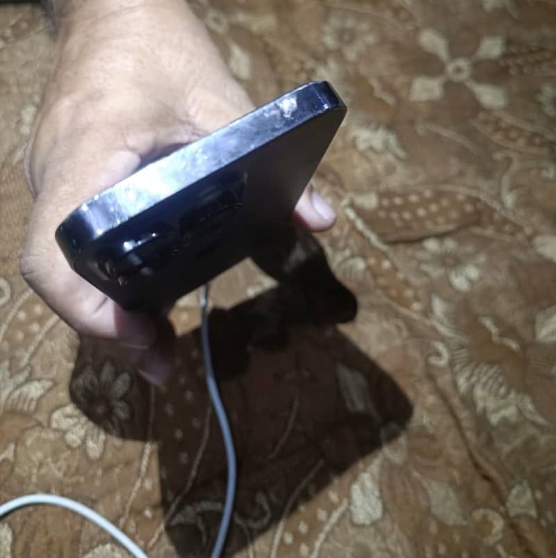 Apple iPhone 14 Pro 3