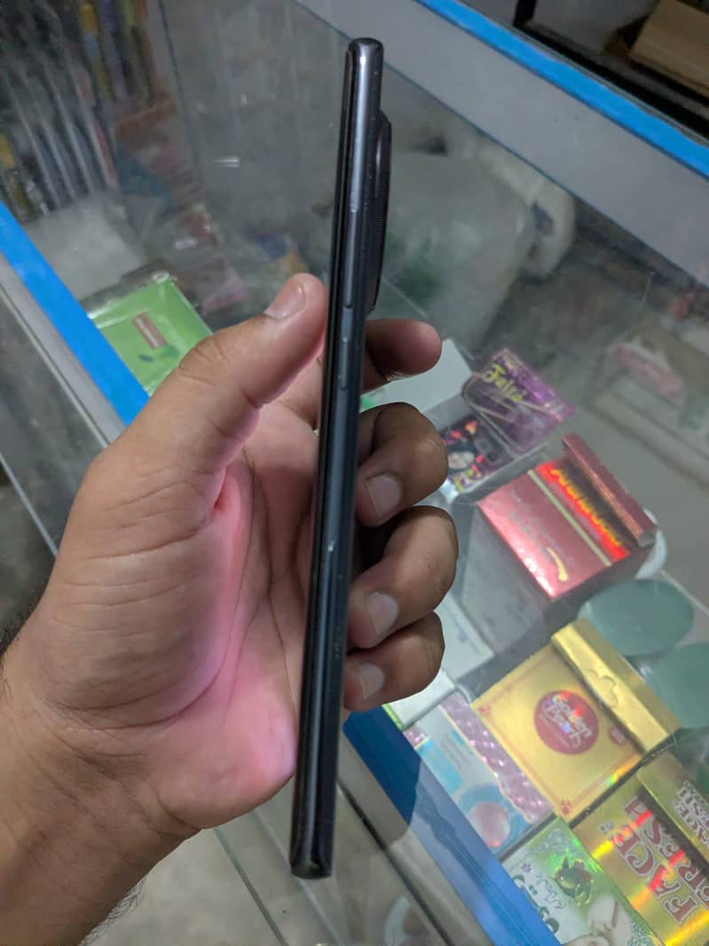 TECNO CAMON 30S 7