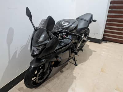 Honda CBR 650F 2018 | Registered 2025 | 18,000 KM | Carbon Fiber Kit