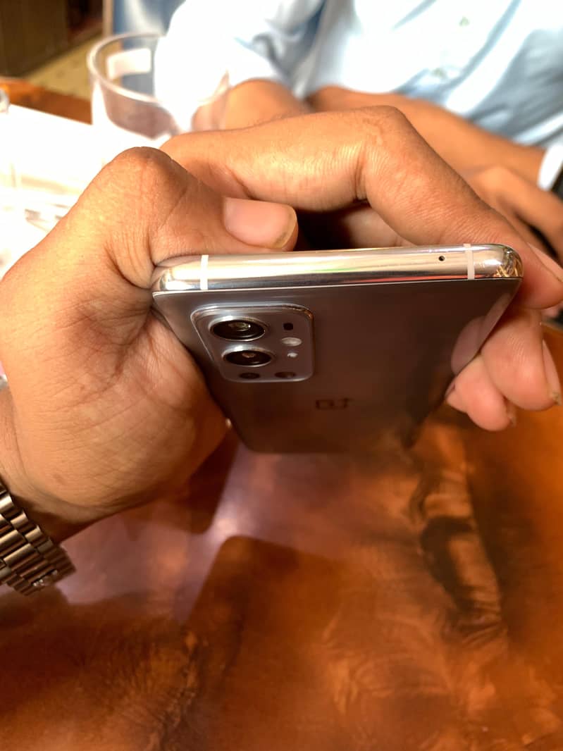 One Plus 9 Pro 5