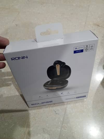 Ronin Eclipse R-7065 earbuds wireless earphones brand new
