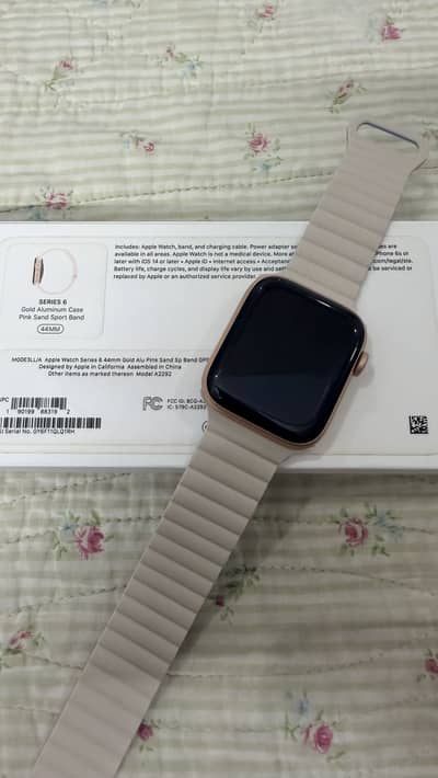 Apple watch series 6 44(MM)