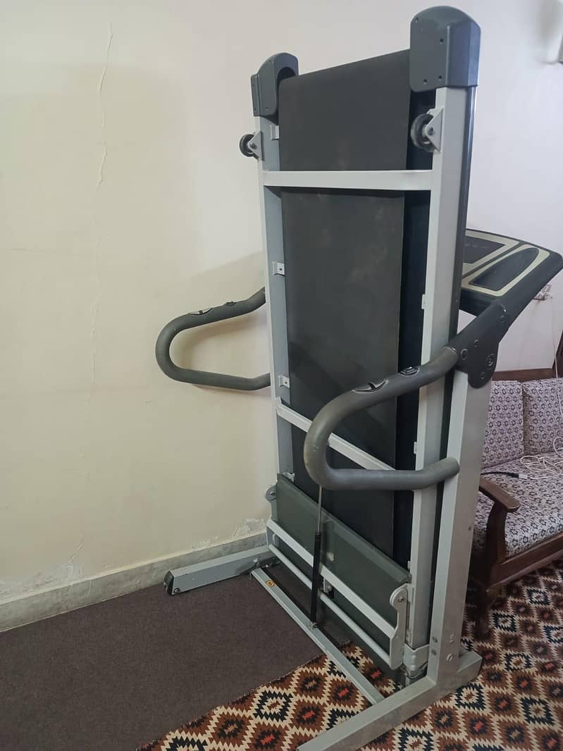 TREADMILL 9