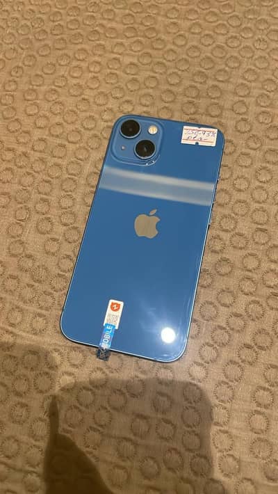 Apple iPhone 13