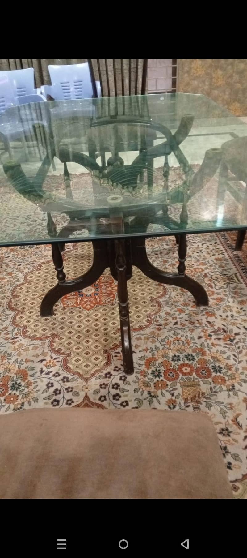 dining table in good condition 4
