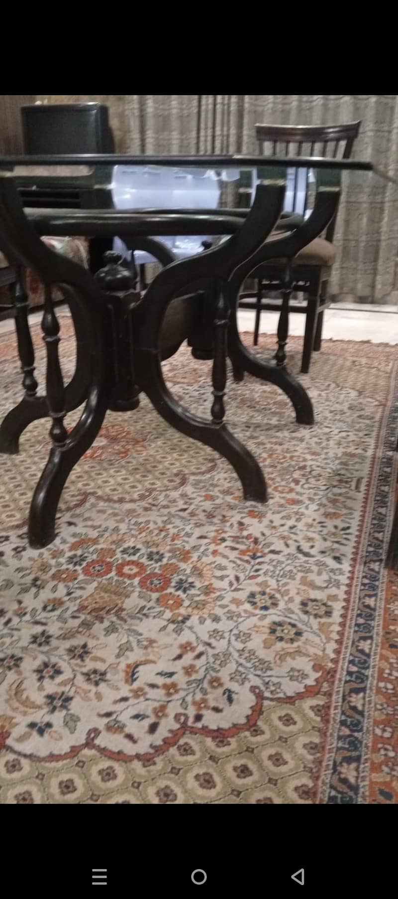 dining table in good condition 5