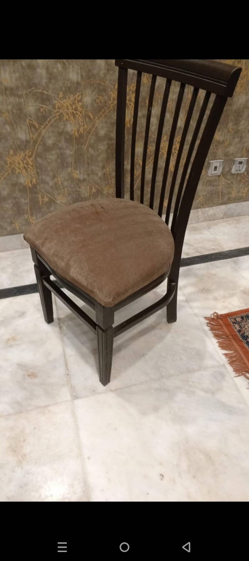 dining table in good condition 6