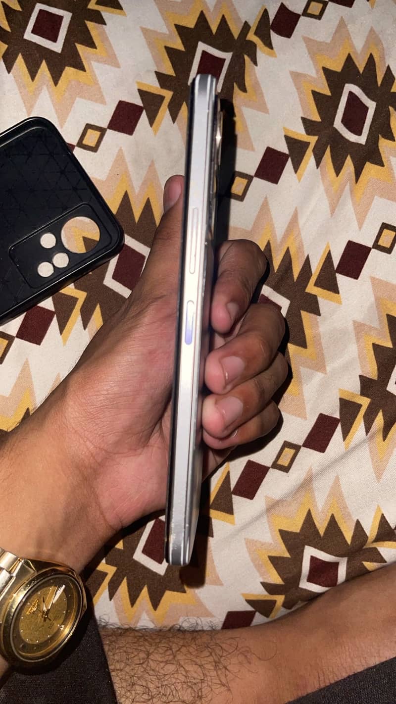 Infinix Note 11 1